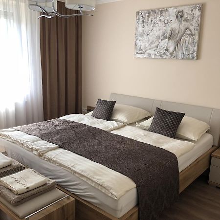 Leiner Apartman Hévíz Exteriér fotografie